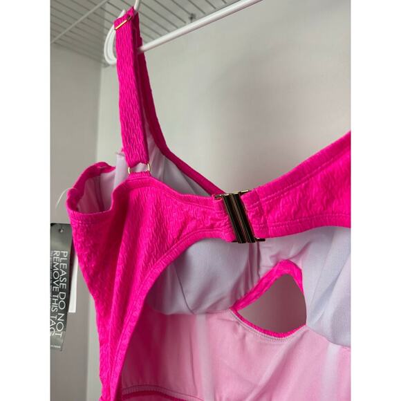 Hot Pink Textured One Piece Swimsuit with Underwire 2X (FTF) - Picture 10 of 12